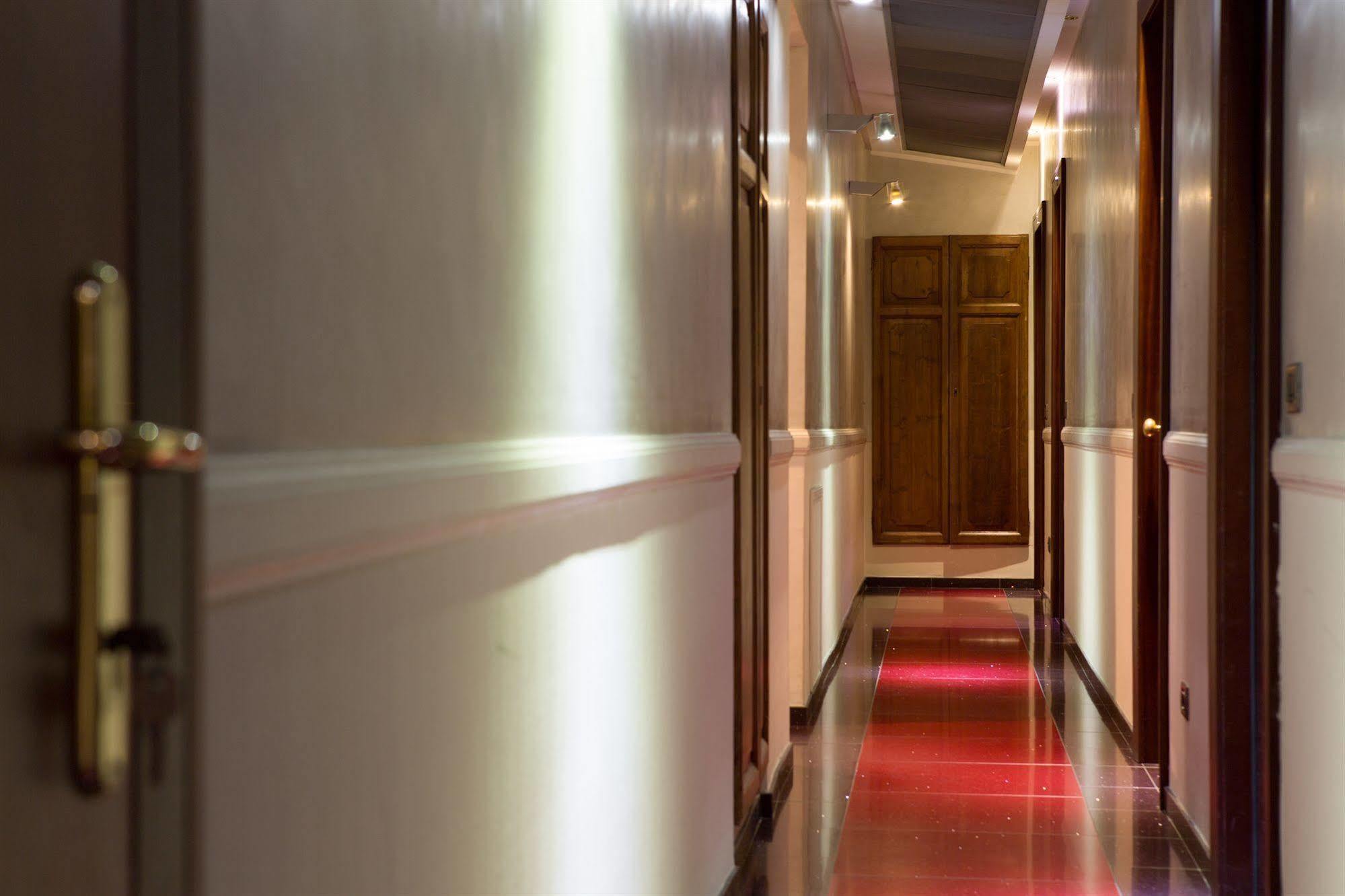 Hotel Piave Rome Bagian luar foto
